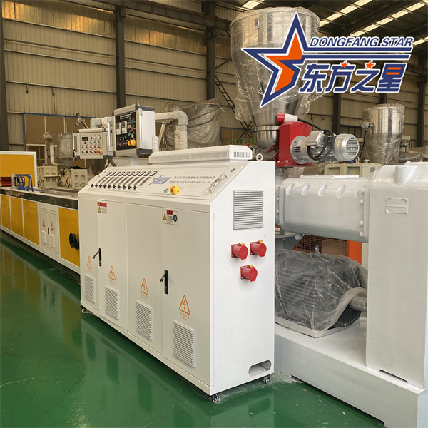 Sobre equipamentos de painel de grande parede